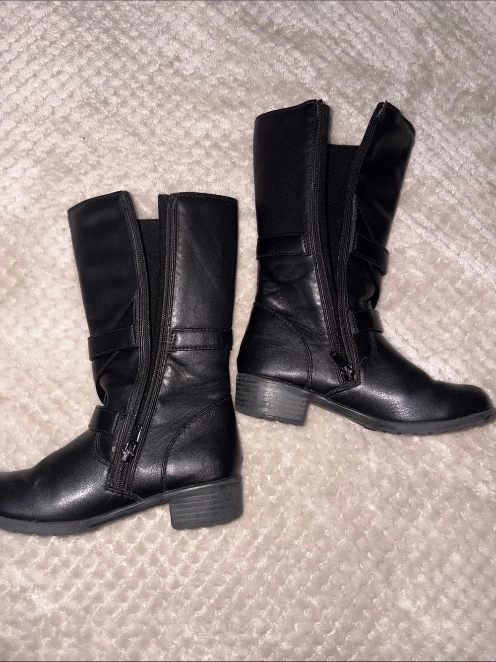 Classic Black Mid-Calf girls Boots - (Brand)